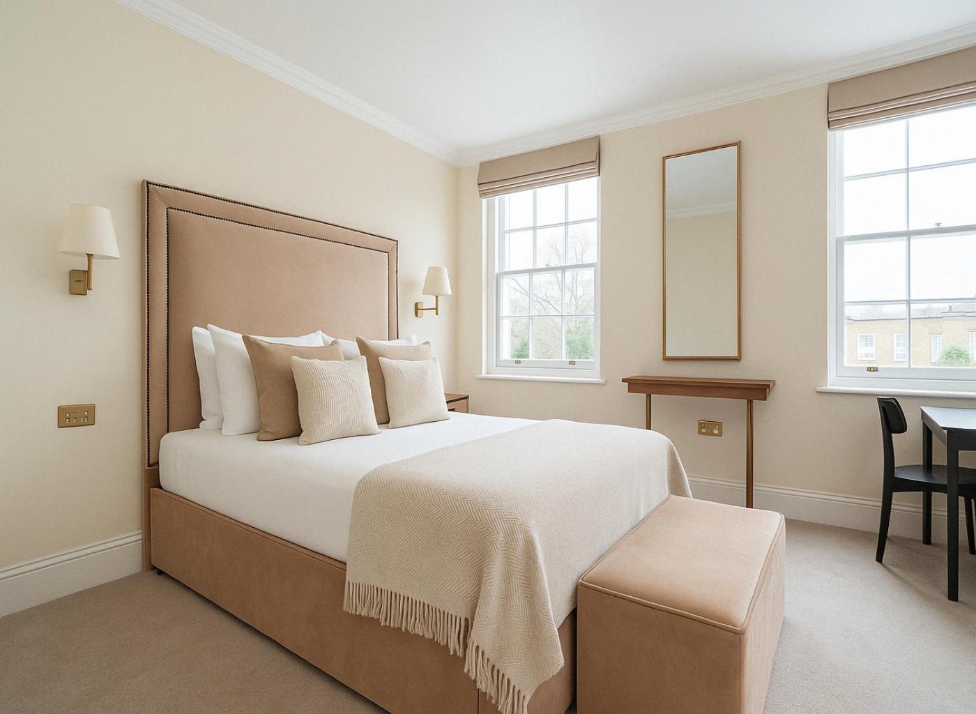 Bright, Modern & Huge Garden - Near New Cross Station Apartment *